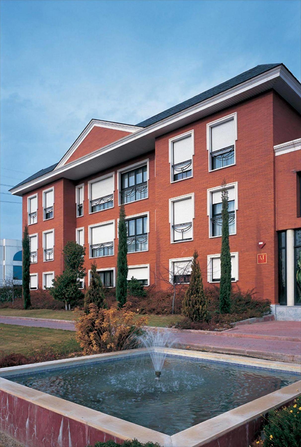 Apartamentos Th La Florida Madrid Esterno foto