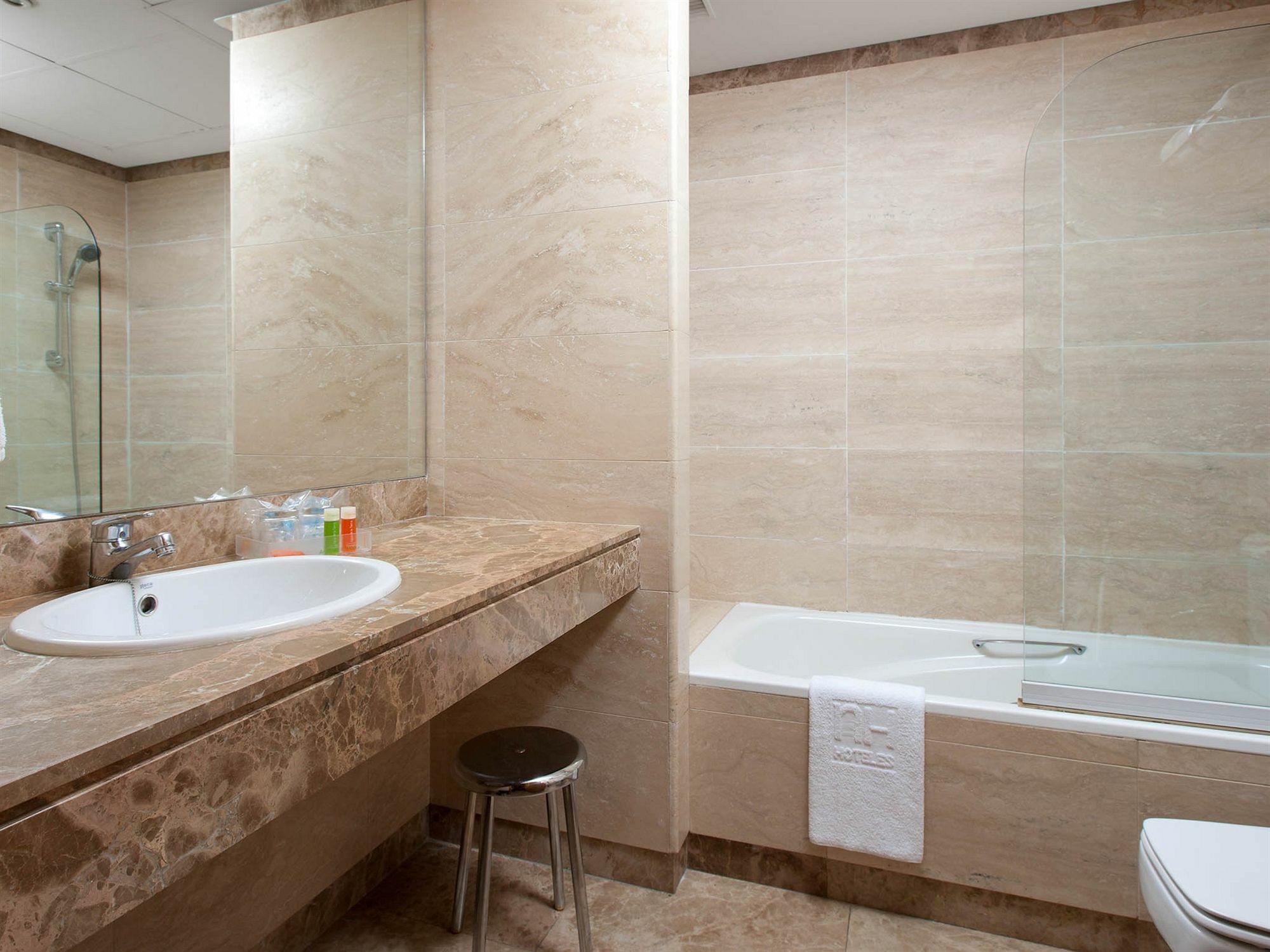 Apartamentos Th La Florida Madrid Esterno foto